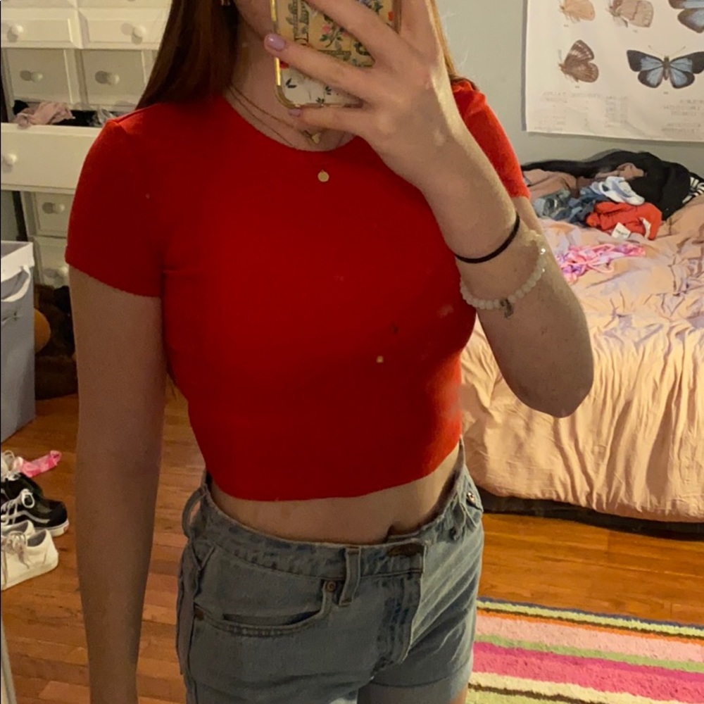 Basic ribbed red cropped T-shirt